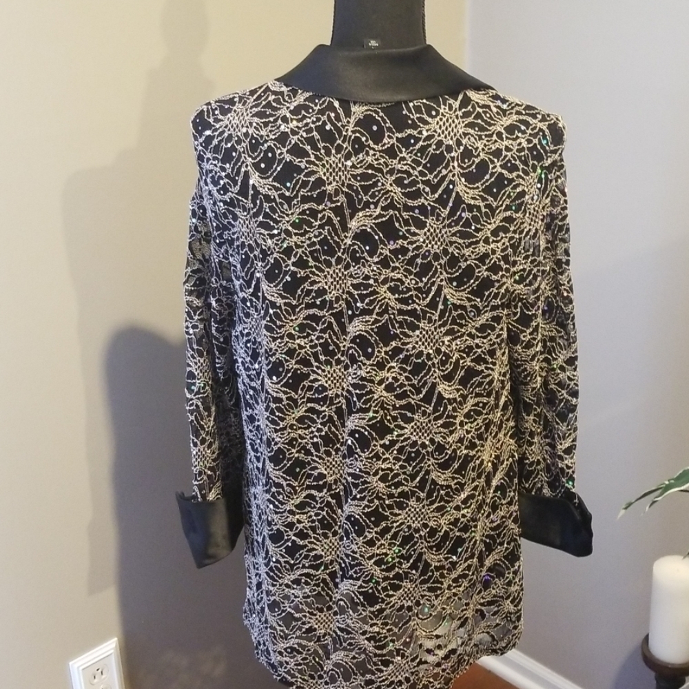 Dressbarn collection mesh top with satin collar - Picture 2 of 7